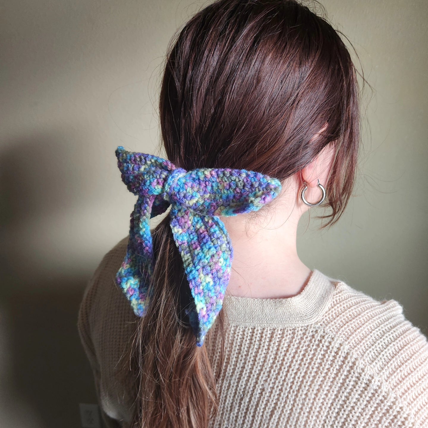 Medium Bella Bow